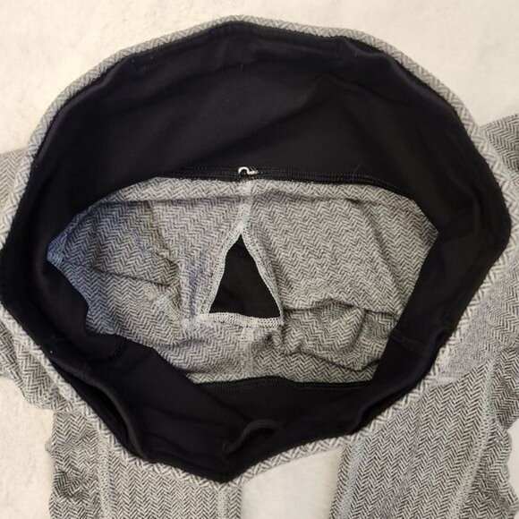 Lululemon Sz 4 Turn Around Tight Leggings Heathered Black White Ruched - Picture 9 of 14